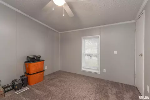 22901 245th St, Eldridge, IA 52748 photo 16