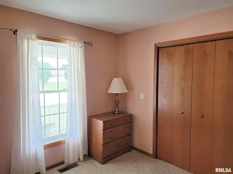 505 Hamilton St, Atkinson, IL 61235 photo 14