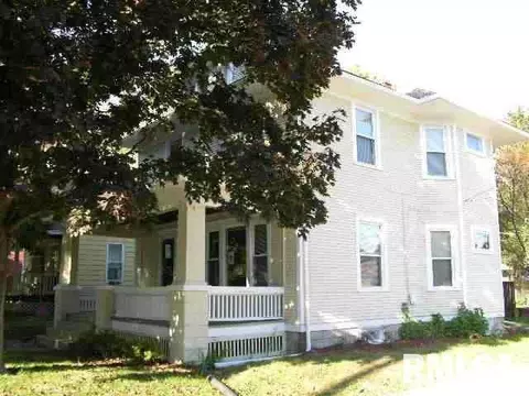 1192 26th St, Moline, IL 61265 photo 1