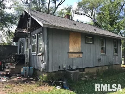 307 7th Ave, Silvis, IL 61282 photo 4