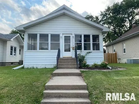 304 8th St, Silvis, IL 61282 photo 1