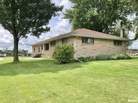 900 Smith St, Hooppole, IL 61258 photo 3