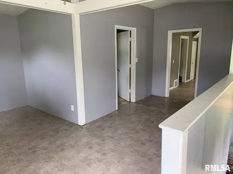 217 Wiley Ave, Kewanee, IL 61443 photo 5
