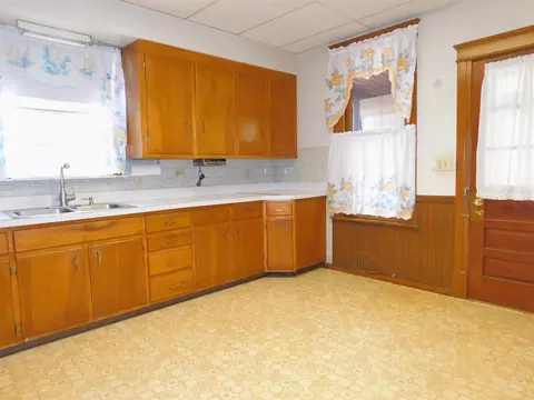1422 11th St, Moline, IL 61265 photo 16