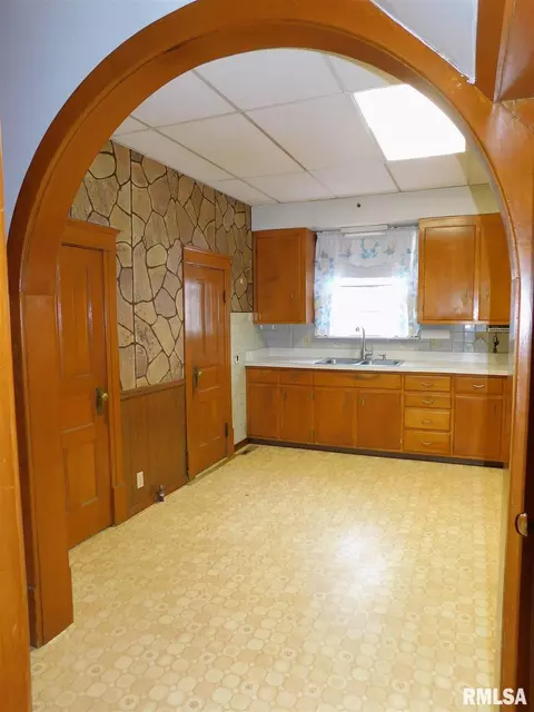 1422 11th St, Moline, IL 61265 photo 13