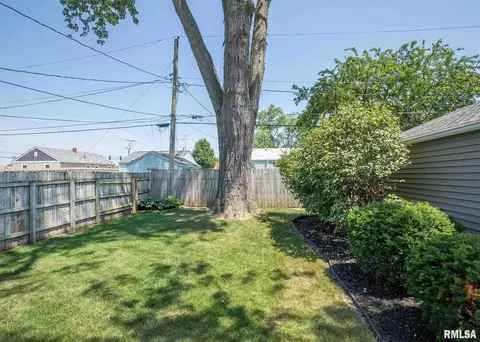 2306 47th St, Moline, IL 61265 photo 21