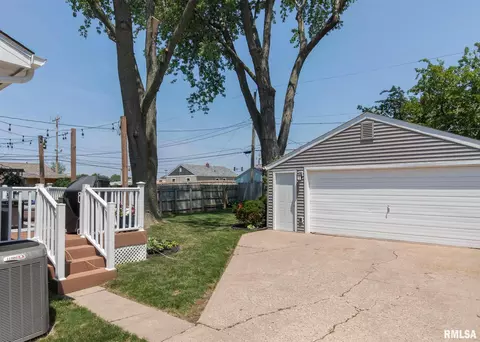 2306 47th St, Moline, IL 61265 photo 19