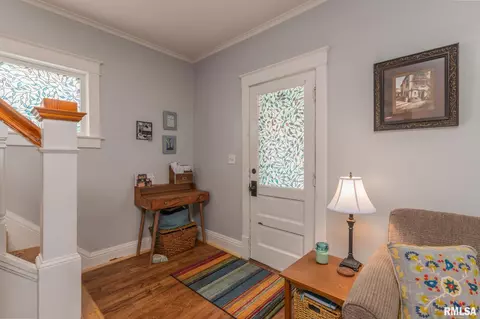 1167 26th St, Moline, IL 61265 photo 3