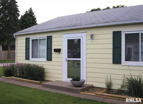 1306 39th St, Moline, IL 61265 photo 1