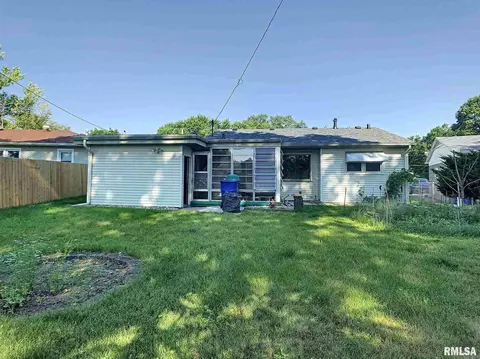 1828 37th St, Moline, IL 61265 photo 15