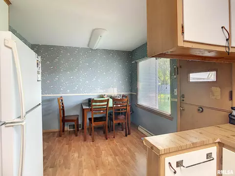 1828 37th St, Moline, IL 61265 photo 5