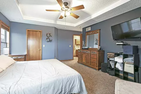 3129 Hunter Ln, Eldridge, IA 52748 photo 21