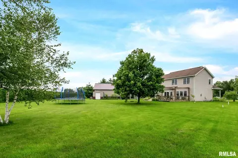 3129 Hunter Ln, Eldridge, IA 52748 photo 35