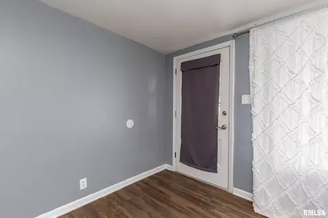 2402 8th St, Silvis, IL 61282 photo 19