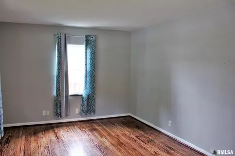 1727 13th Ave, Moline, IL 61265 photo 6