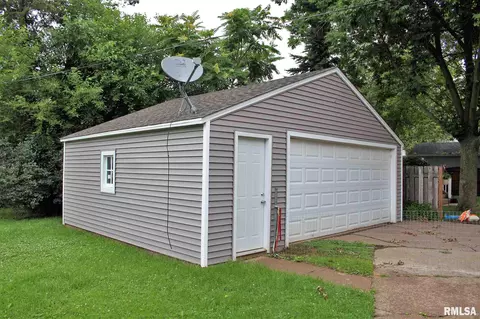 1727 13th Ave, Moline, IL 61265 photo 4