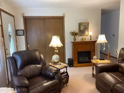 2425 2nd St, Moline, IL 61265 photo 15