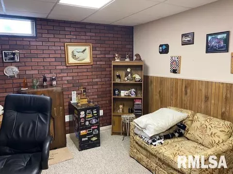2425 2nd St, Moline, IL 61265 photo 35