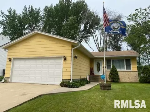 2425 2nd St, Moline, IL 61265 photo 1