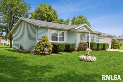 116 E 7th St, Dewitt, IA 52742 photo 2