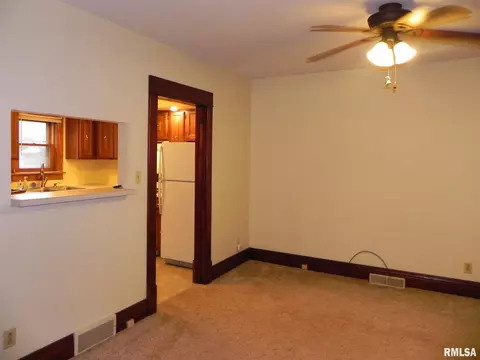 1885 22nd Ave, Moline, IL 61265 photo 8