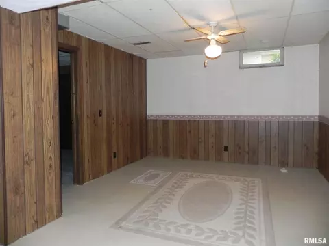 1885 22nd Ave, Moline, IL 61265 photo 20