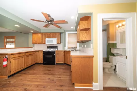 1808 9th St, Moline, IL 61265 photo 9