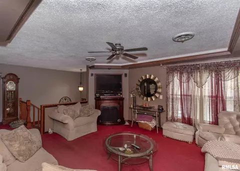 1827 3rd St, Moline, IL 61265 photo 16