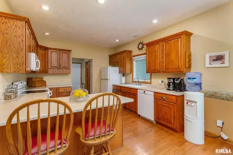 12 Jacob Dr, Park View, IA 52748 photo 10