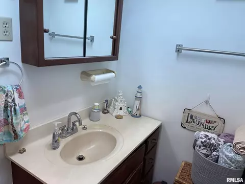 300 N 9th St, Herrin, IL 62948 photo 27
