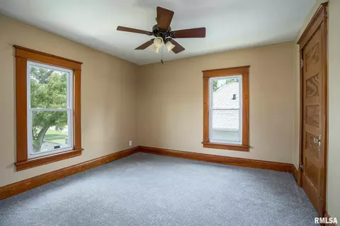 1747 14th Ave, Moline, IL 61265 photo 17
