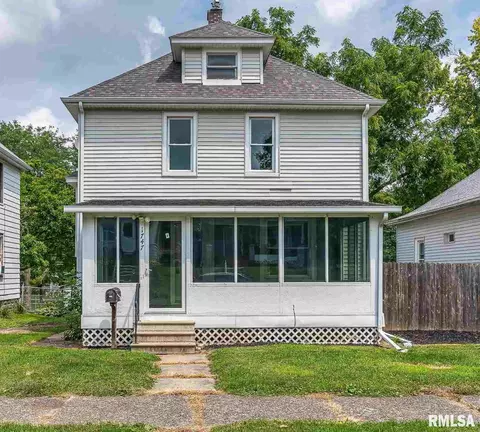 1747 14th Ave, Moline, IL 61265 photo 1
