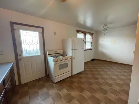 320 4th Ave E, Milan, IL 61264 photo 11