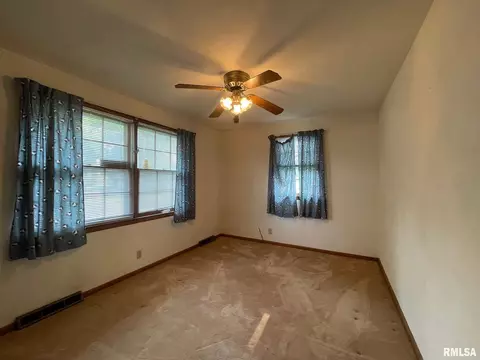 320 4th Ave E, Milan, IL 61264 photo 7