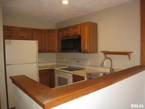 1406 7th Ave, Silvis, IL 61282 photo 11