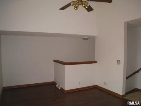 1406 7th Ave, Silvis, IL 61282 photo 9