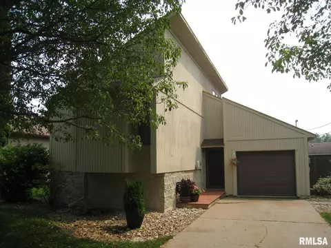 1406 7th Ave, Silvis, IL 61282 photo 2