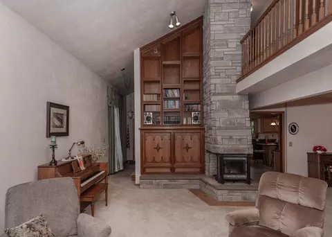 3417 52nd St, Moline, IL 61265 photo 5