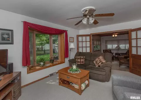 3417 52nd St, Moline, IL 61265 photo 14