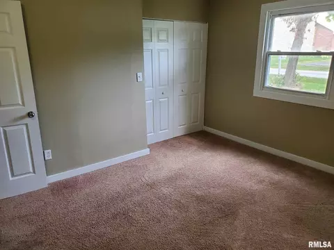 309 8th Ave, Silvis, IL 61282 photo 8