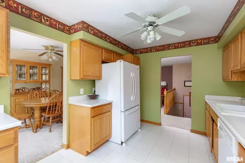 1417 19th Ave, Silvis, IL 61282 photo 10