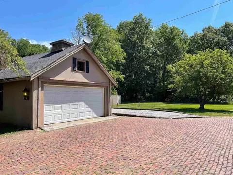 2124 7th St, Moline, IL 61265 photo 8