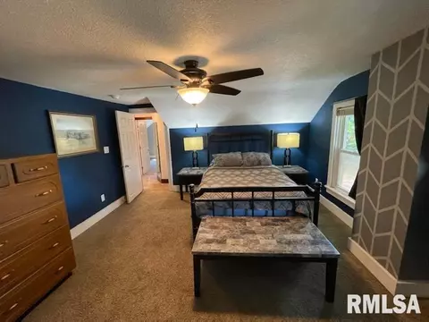 2124 7th St, Moline, IL 61265 photo 18