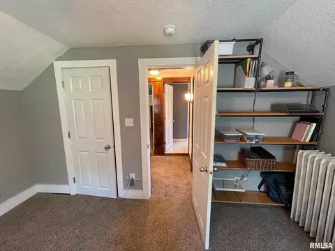 2124 7th St, Moline, IL 61265 photo 22