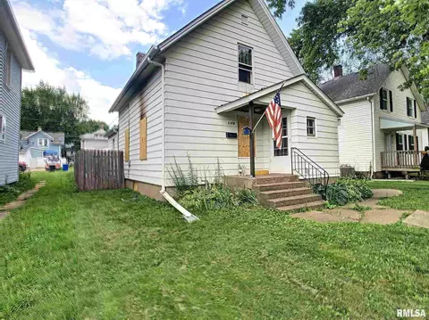 1184 24th St, Moline, IL 61265 photo 2
