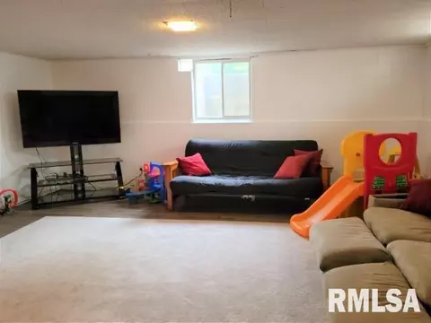 1827 37th St, Moline, IL 61265 photo 29