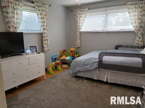 1827 37th St, Moline, IL 61265 photo 23