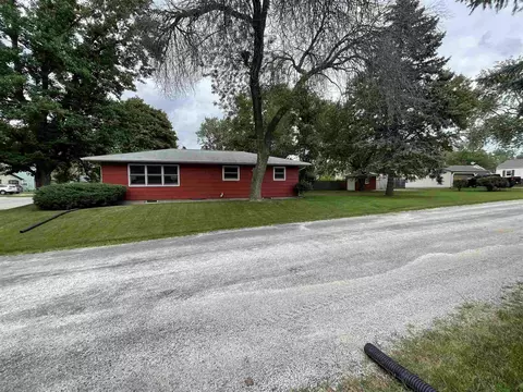 527 14th St, Silvis, IL 61282 photo 10