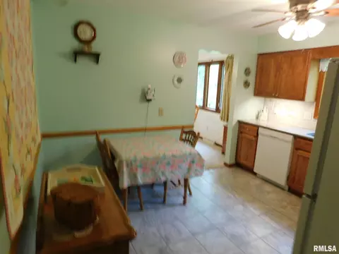 3527 13th St, Moline, IL 61265 photo 12
