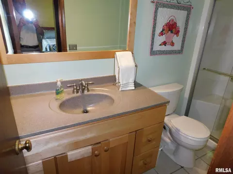 3527 13th St, Moline, IL 61265 photo 21